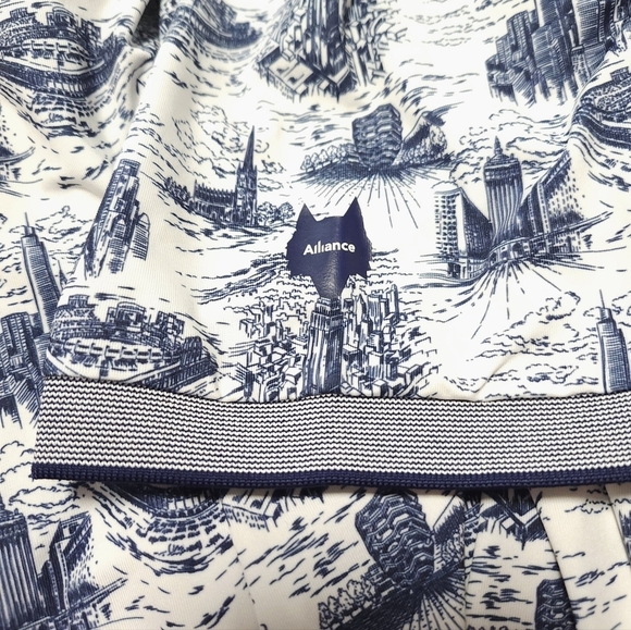 Greyson Mens polo Golf Shirt Size M All Over Print Stadiums City Performance - Picture 9 of 9